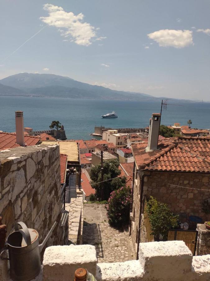 Stone Clock'S House Apartment Nafpaktos Bagian luar foto