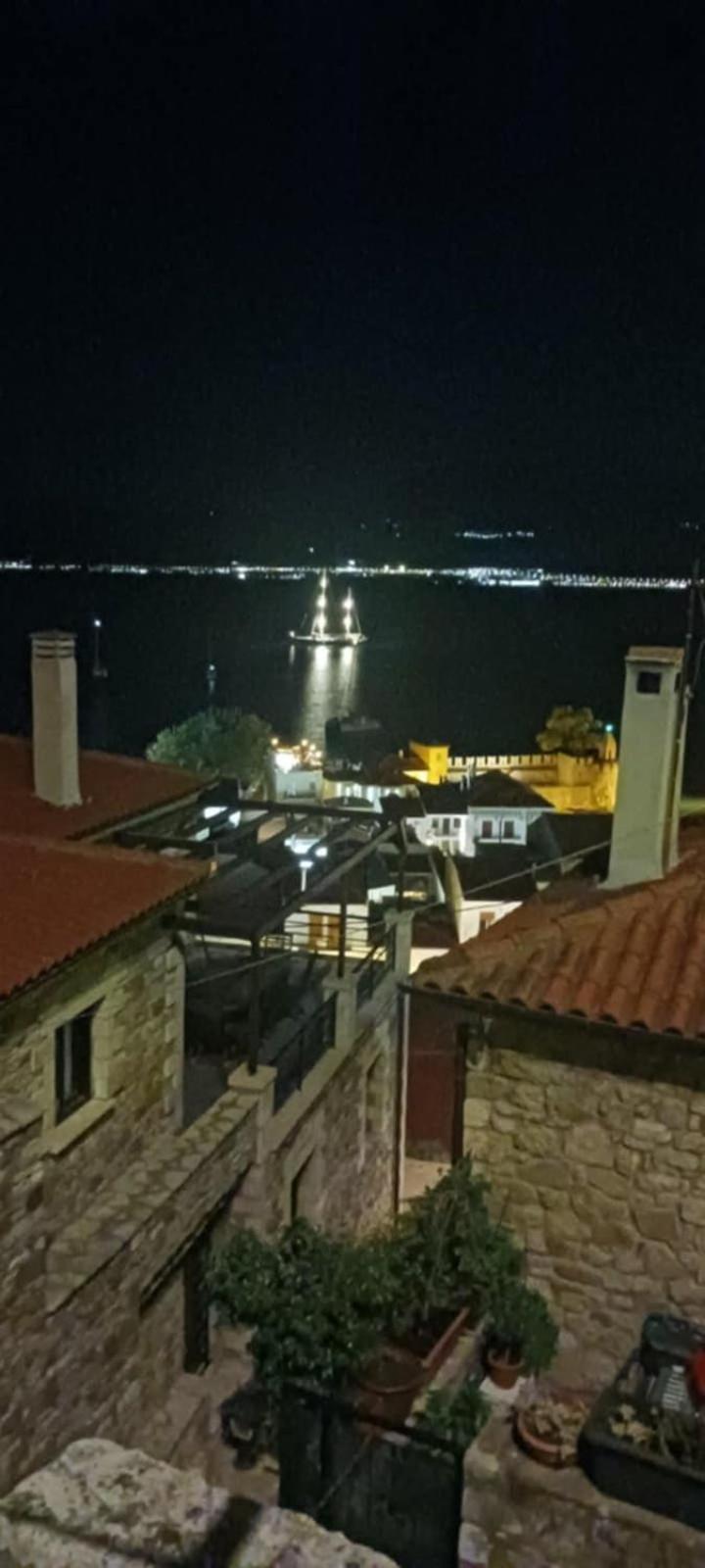 Stone Clock'S House Apartment Nafpaktos Bagian luar foto