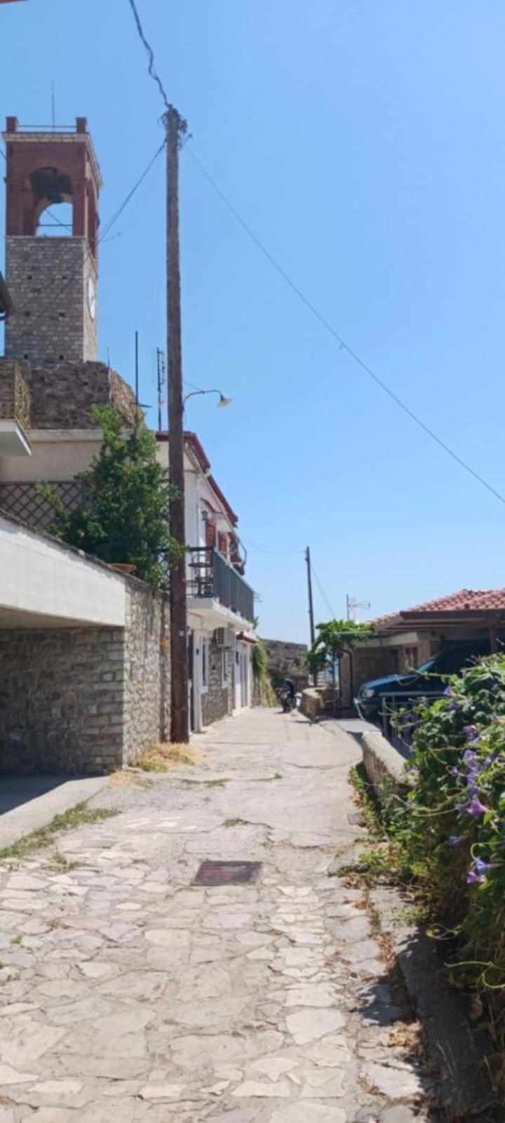 Stone Clock'S House Apartment Nafpaktos Bagian luar foto